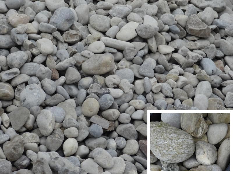 Flusssteine als Schüttgut beim Containerdienst Steudel in Greiz