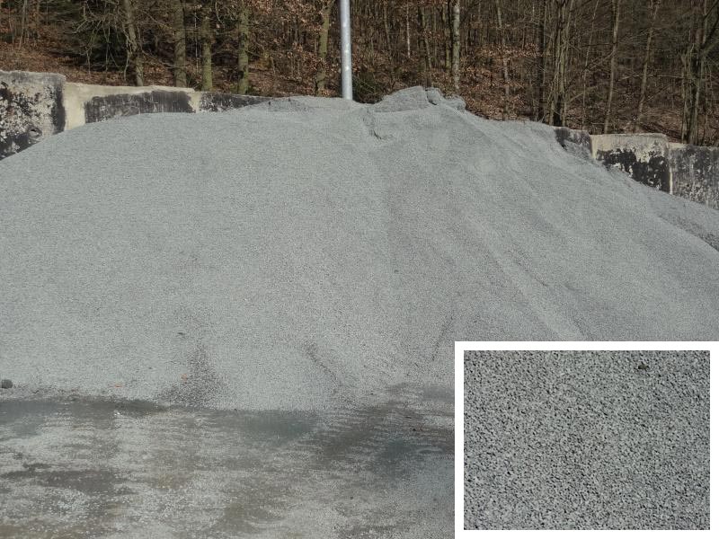 Splitt 2/5, 5/8 als Schüttgut beim Containerdienst Steudel in Greiz